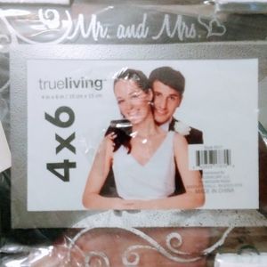 Mr.an mrs 4×6 picture frame glass